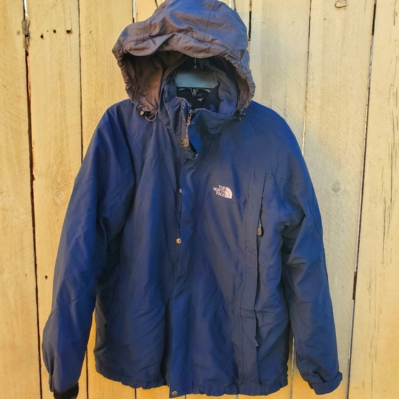 COPY - North Face HyVent Navy Blue winter Ski Jacket - Picture 3 of 6